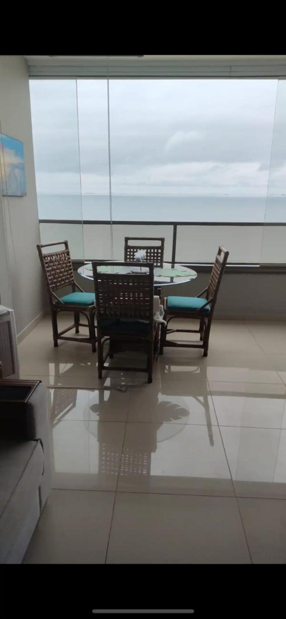 Apartamento De Pitangueiras Frente Ao Mar *